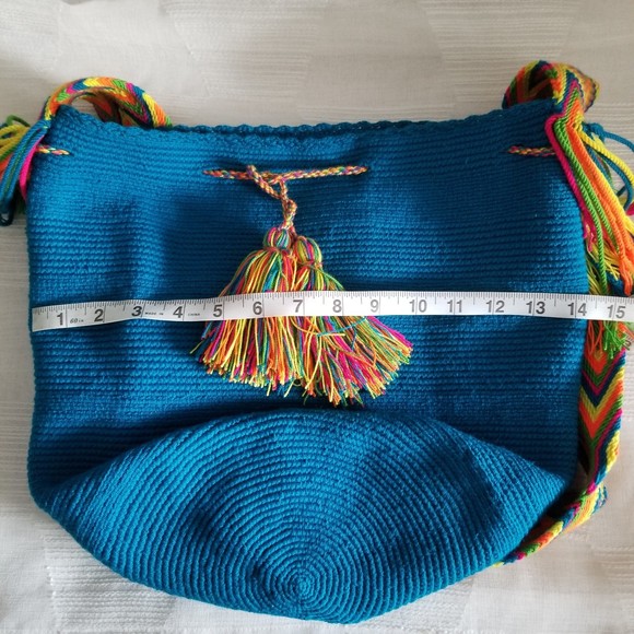 Mochilla Wayyu Handcrafted Woven Bucket Crossbody Bag Teal with Colorful Strap - Picture 13 of 13